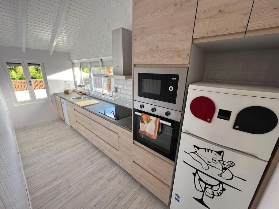 Casita Independiente Casa Corban ซานตานเดร์ ภายนอก รูปภาพ