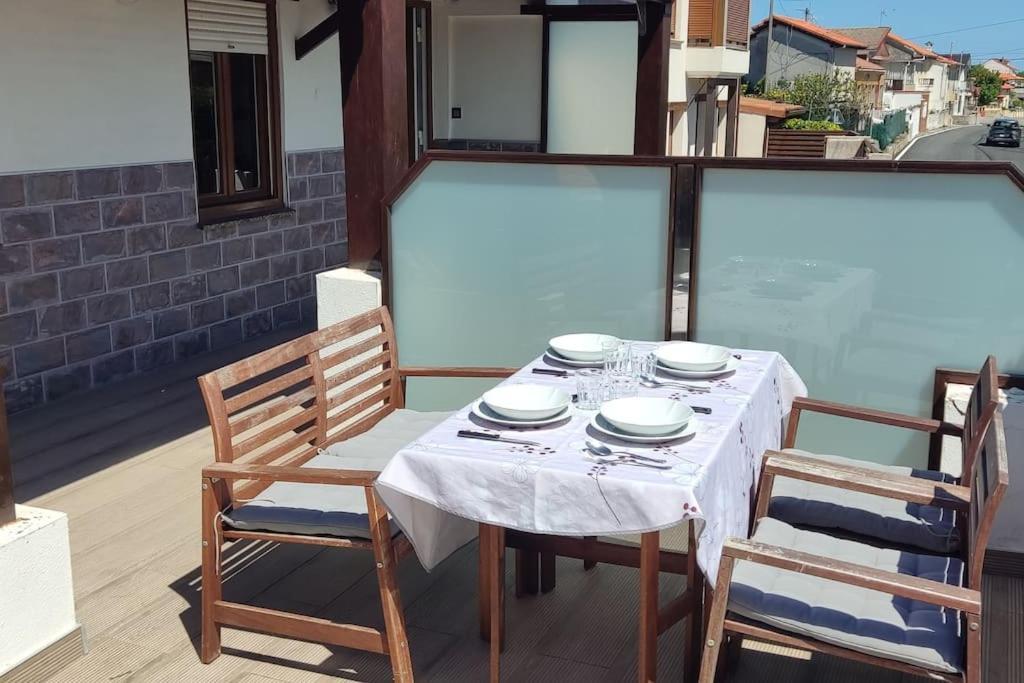 Casita Independiente Casa Corban ซานตานเดร์ ภายนอก รูปภาพ